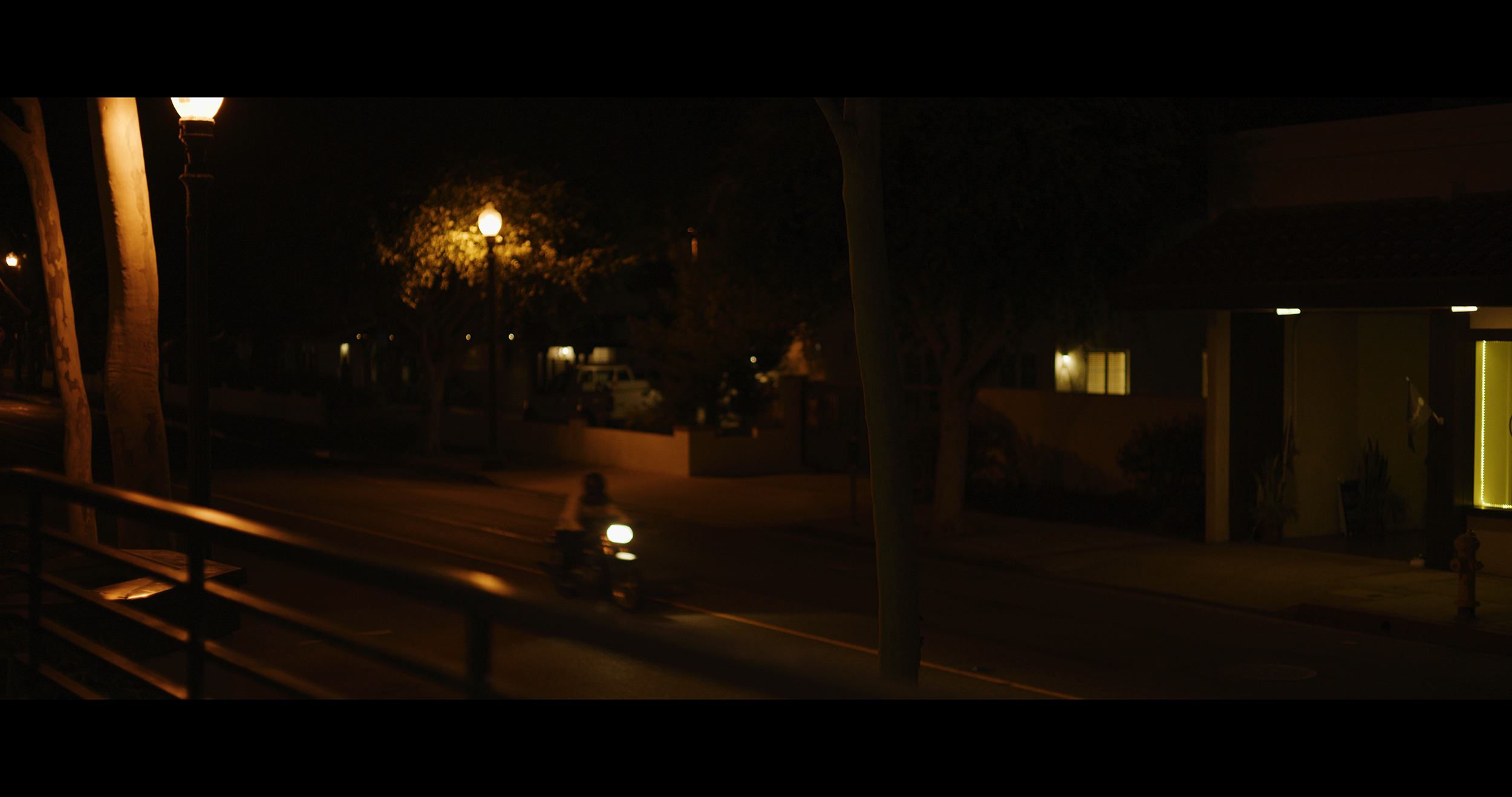 A002_C013_10079B_001.R3D.21_43_18_14.Still004_2.png