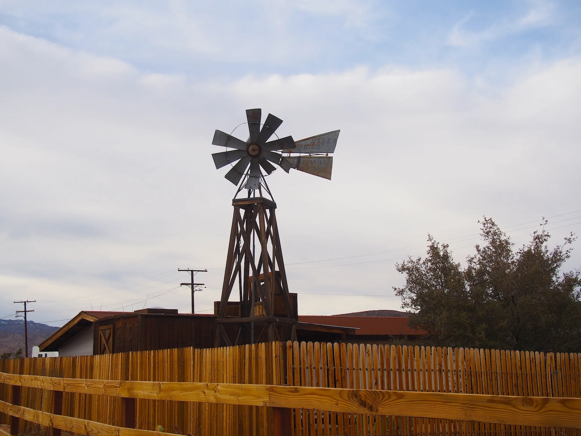 pioneertown06.jpg