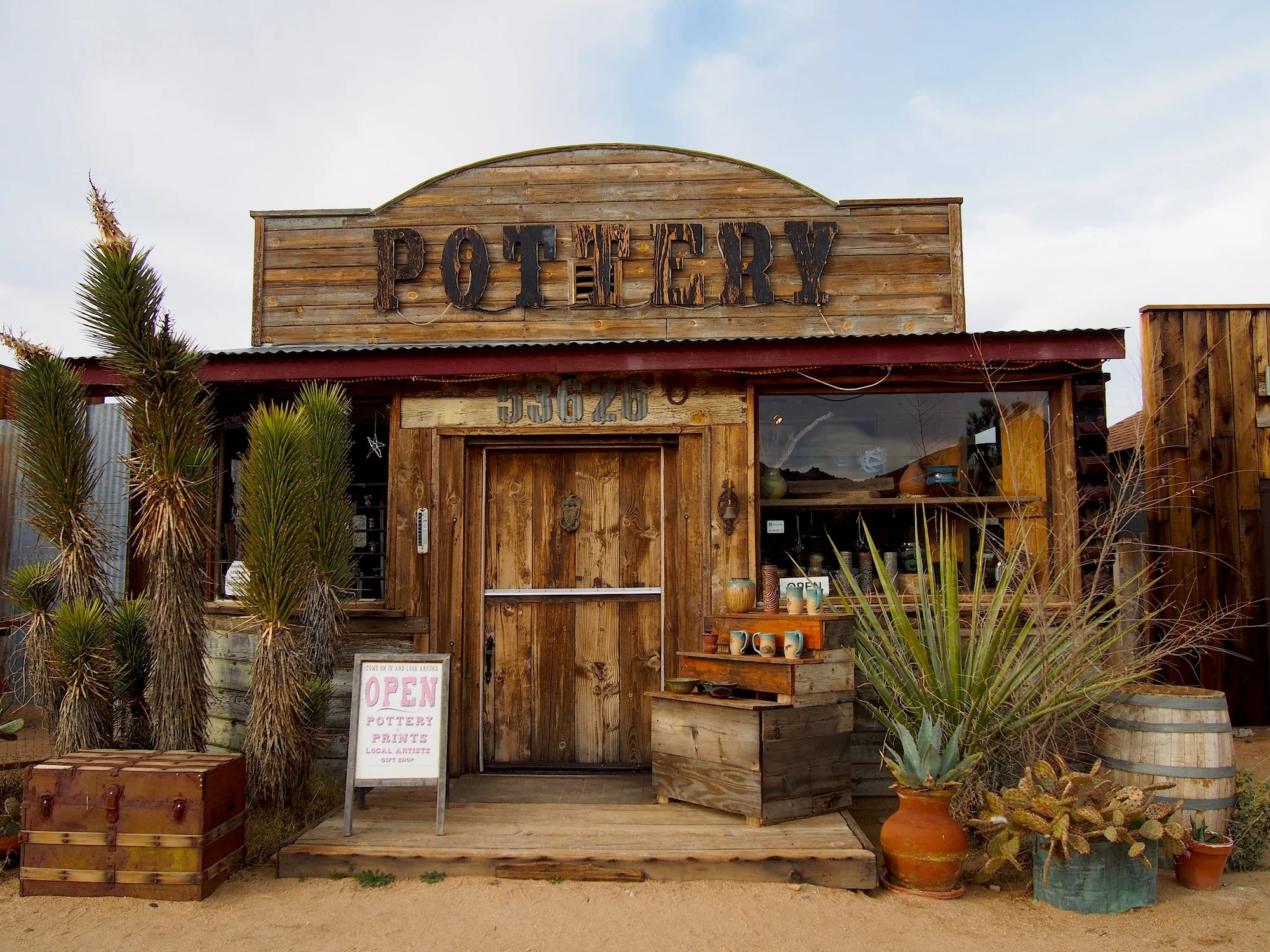 pioneertown15.jpg