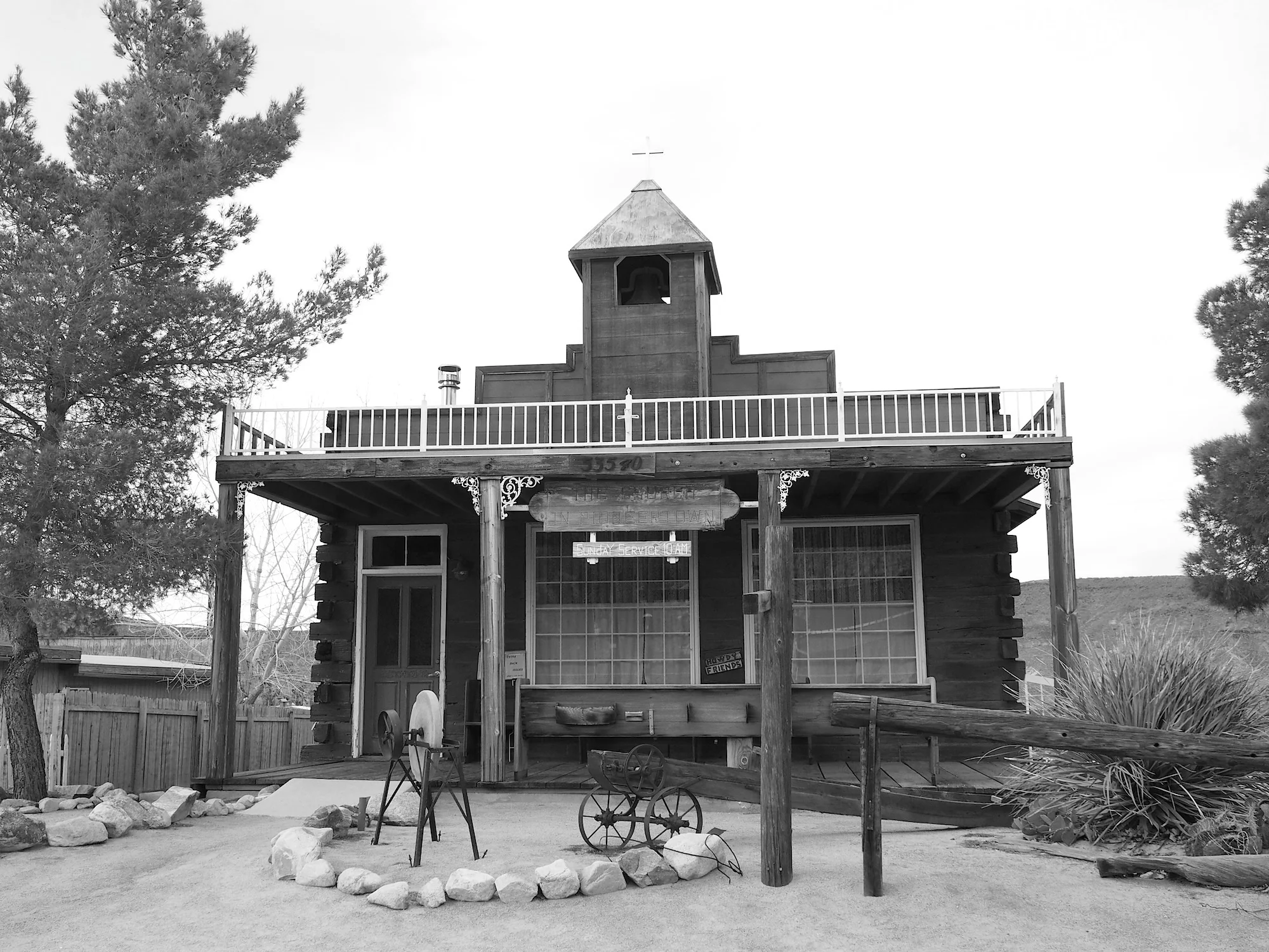 pioneertown27bw.jpg