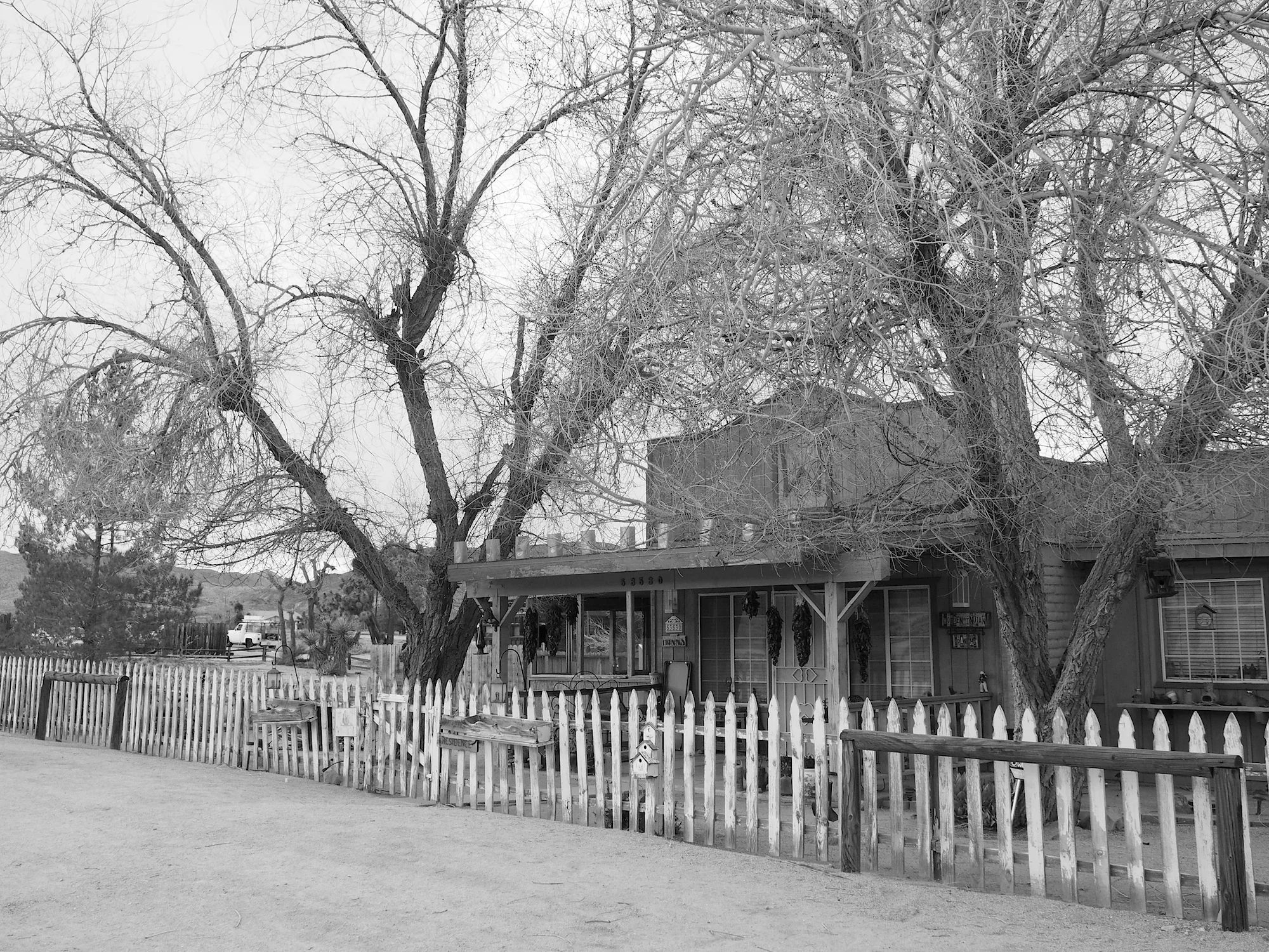 pioneertown28bw.jpg