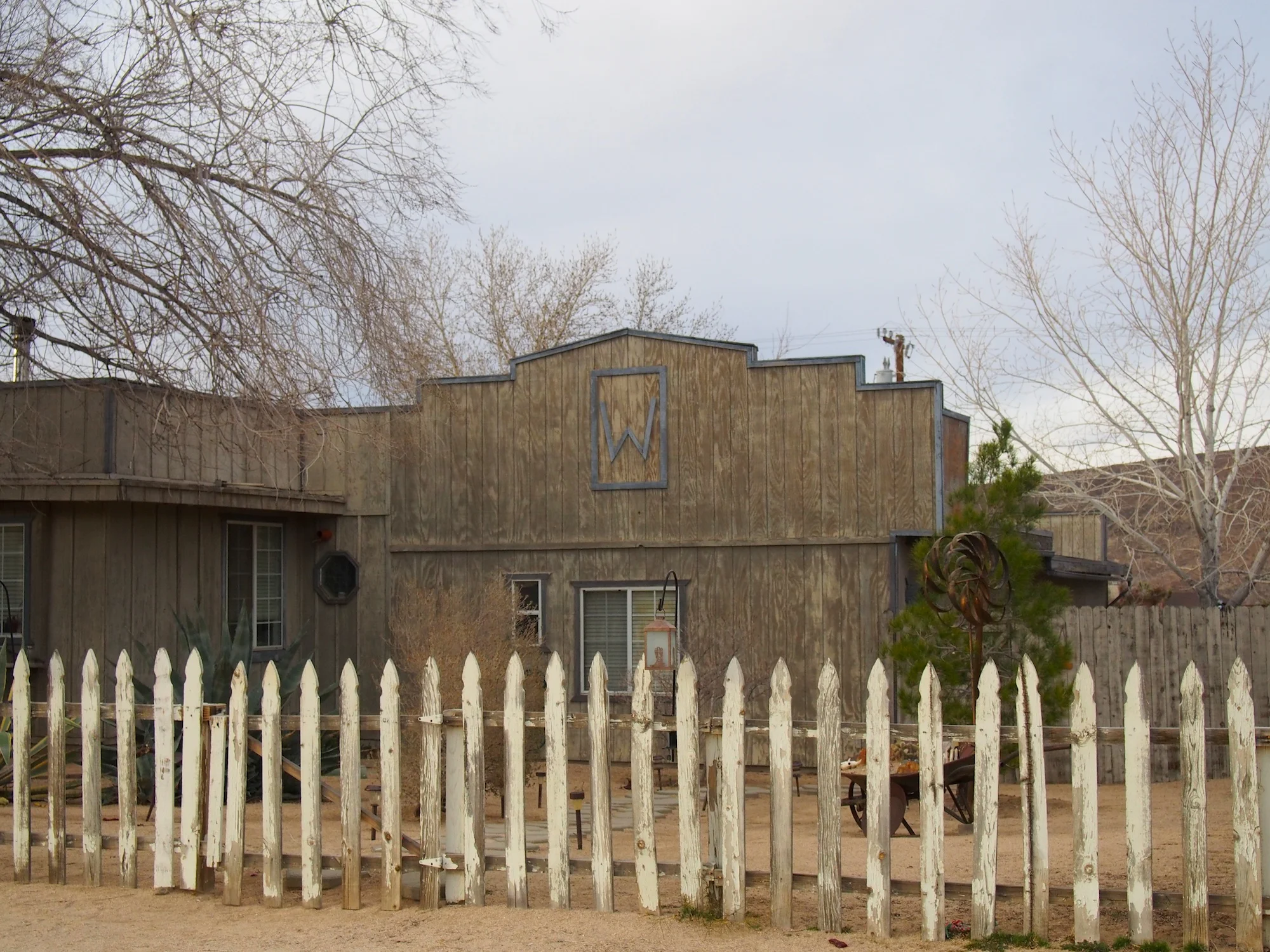 pioneertown36.jpg
