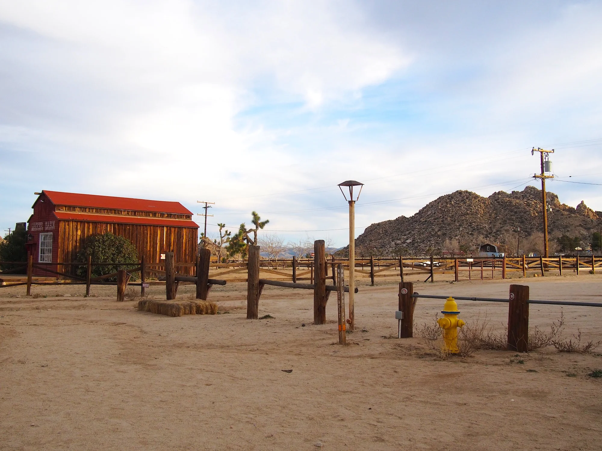 pioneertown38.jpg