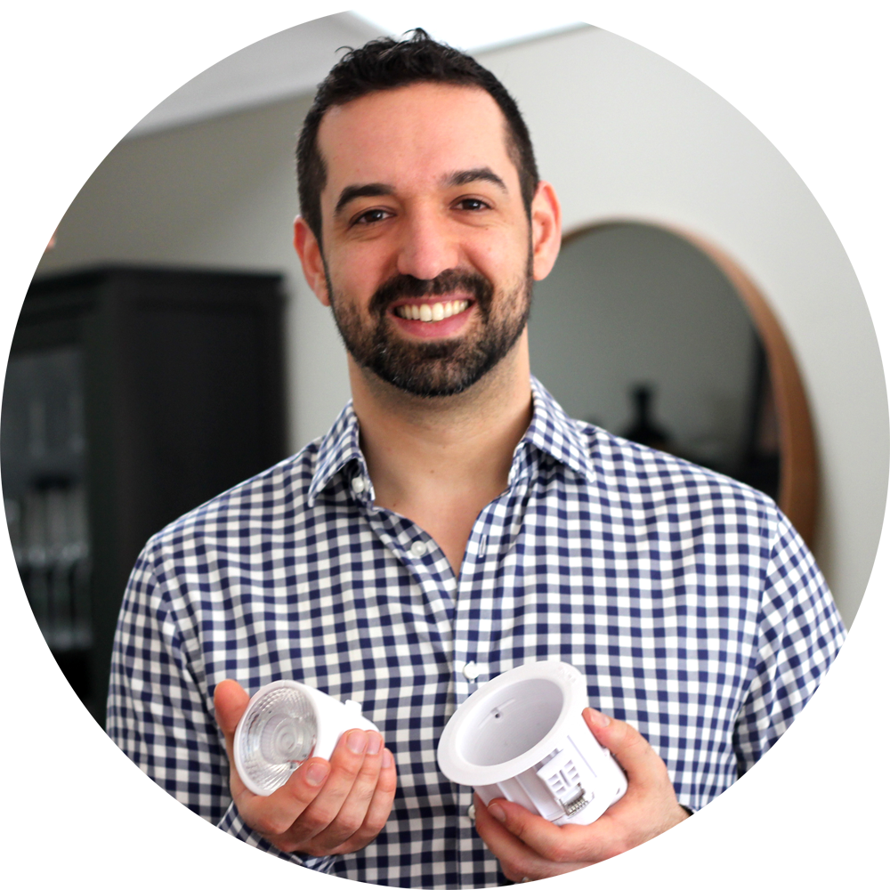 Adam Cusick Circle Zoom Out