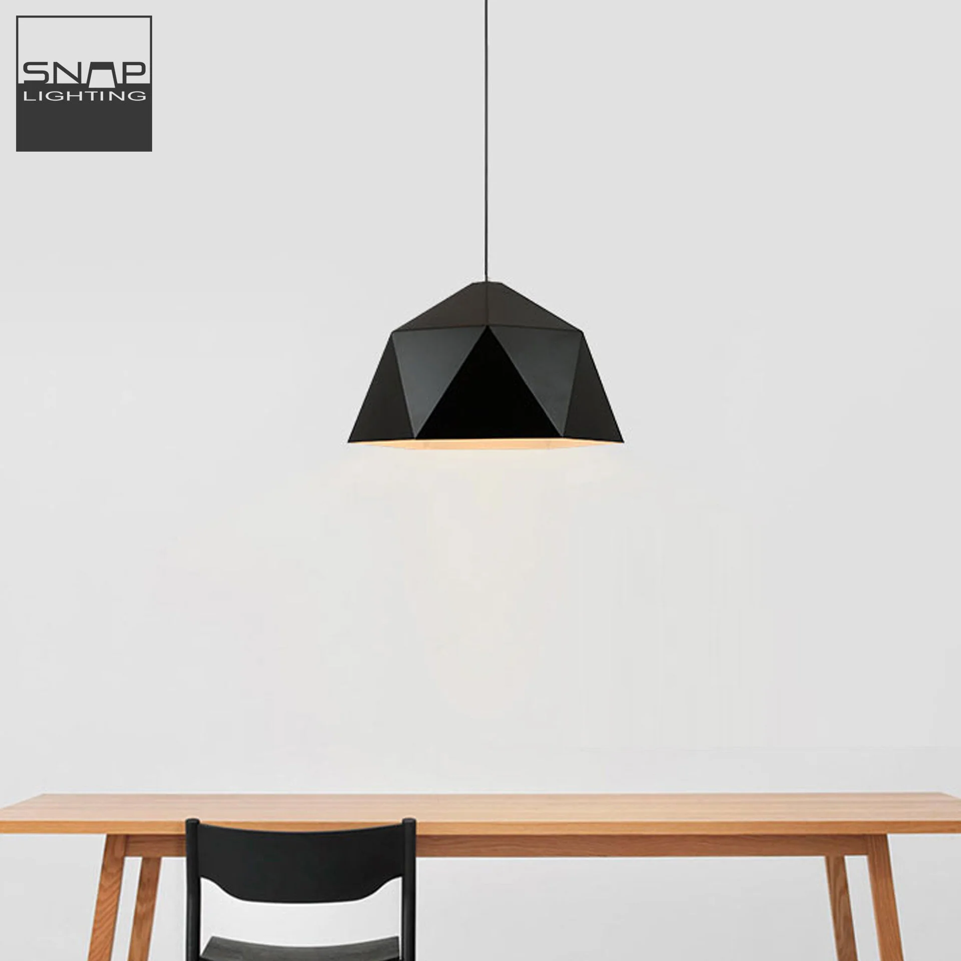 Pendant 32-4 B01.jpg