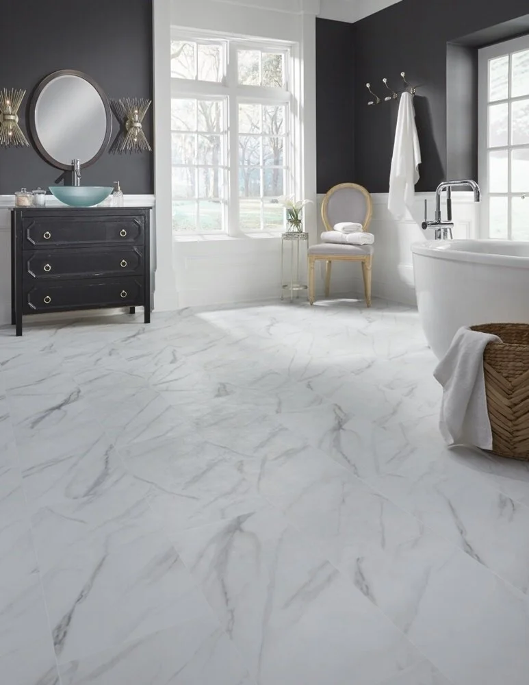 Legacy_White_W_Gray_MAXR120_AR410_RS.jpg