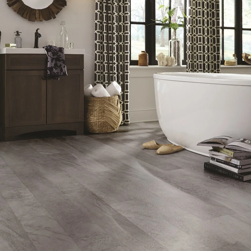 MAX022_Meredian_Steel_RSHigh_square_1.jpg