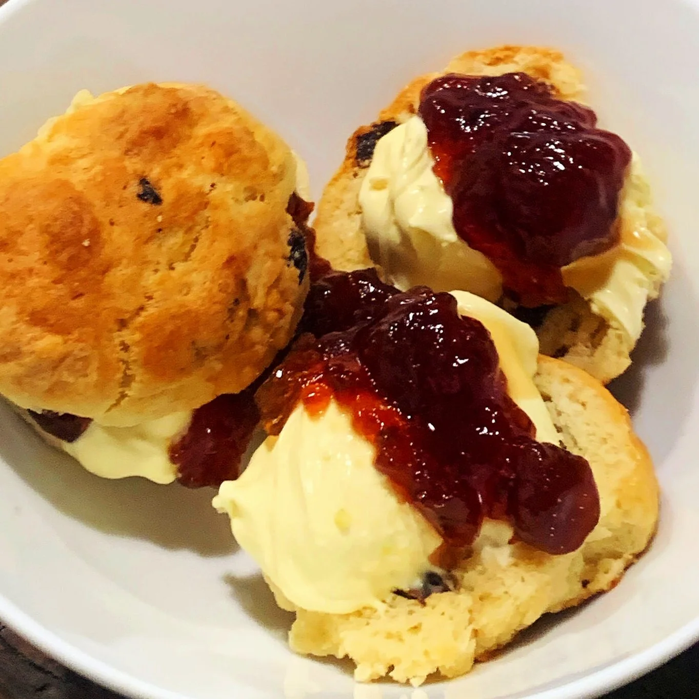 The Easiest Vegan Scones