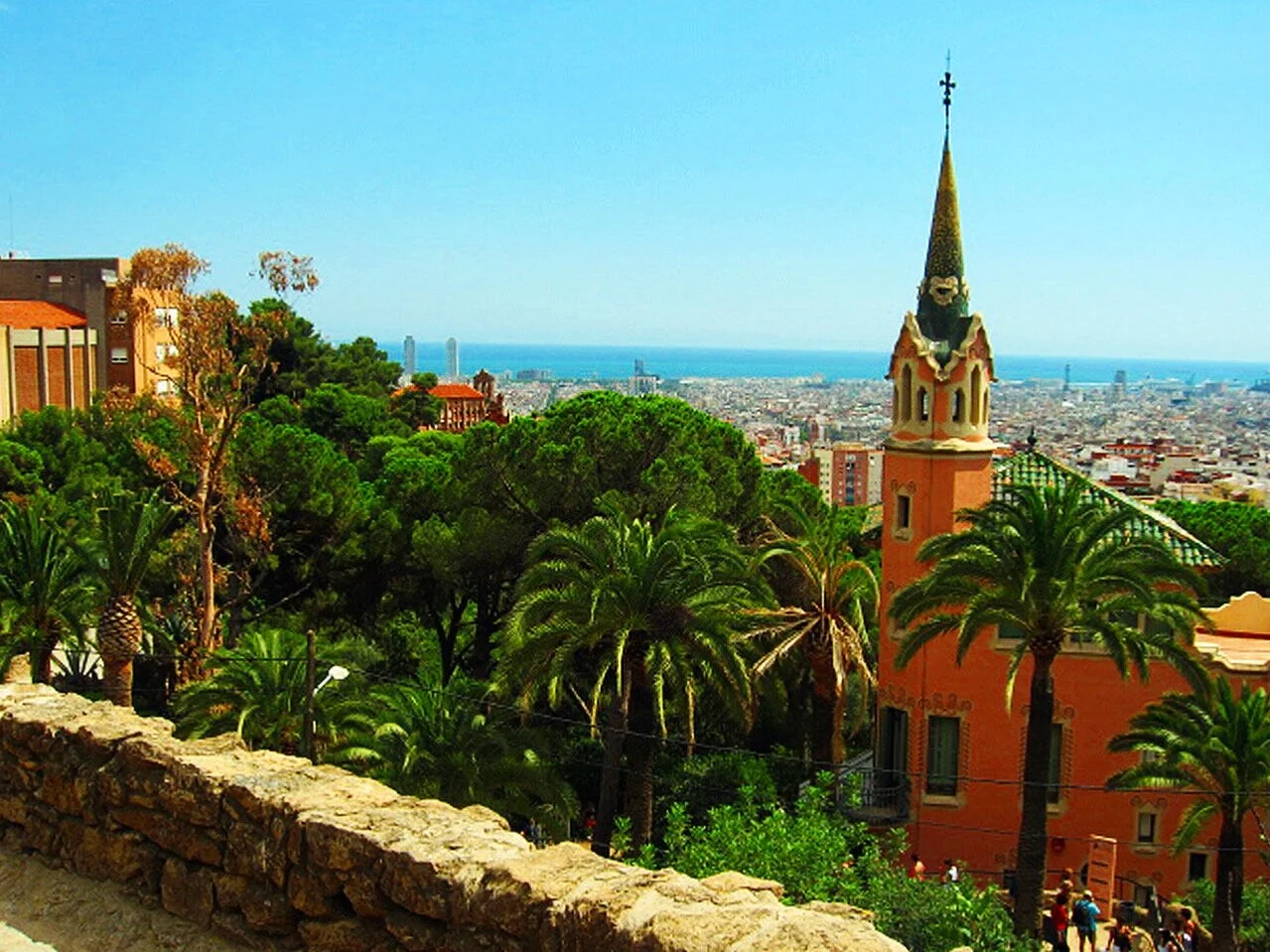 Five Star Living in Barcelona with Hotel Sophia