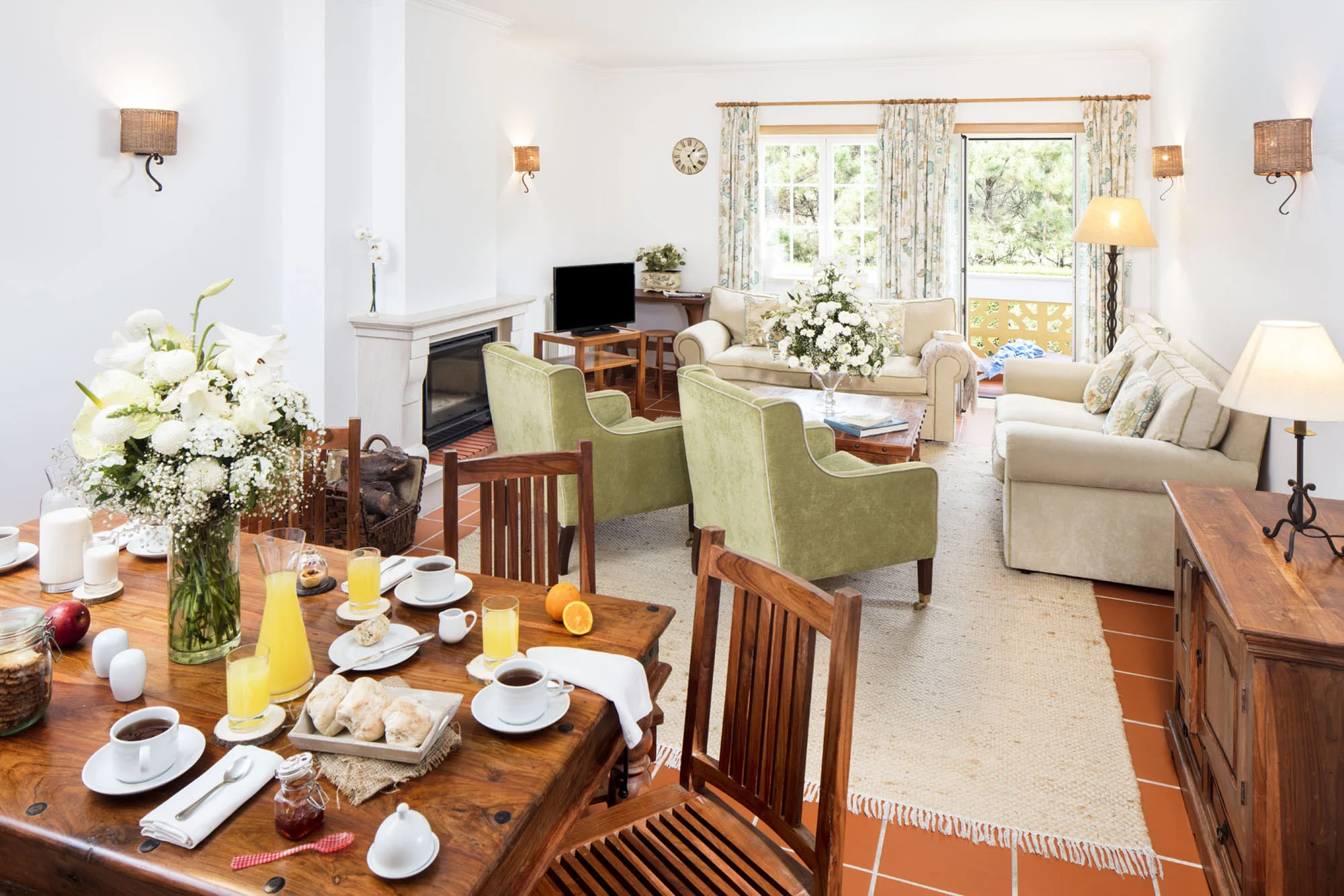 Living & Dining Room