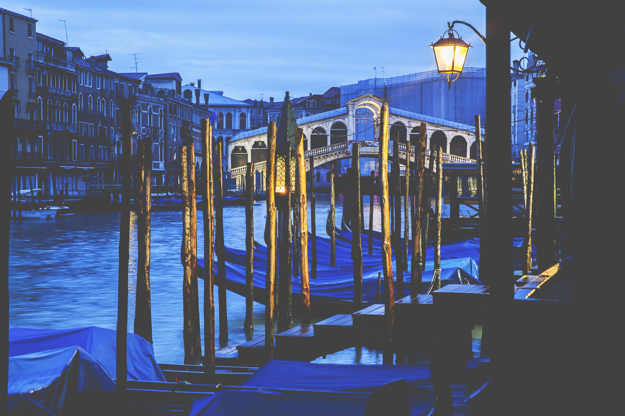 Rialto_Bridge-Venice-Veneto-Italy-Europe-20140301-0040.jpg