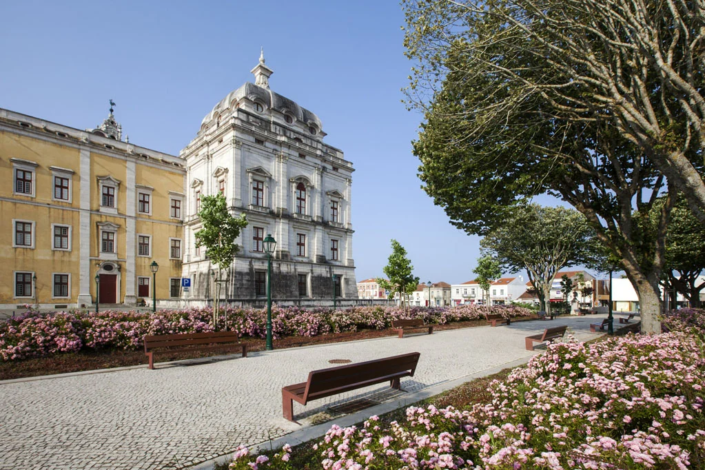AndreVicenteGoncalves-Mafra_National_Palace-Portugal-Europe-0007.jpg