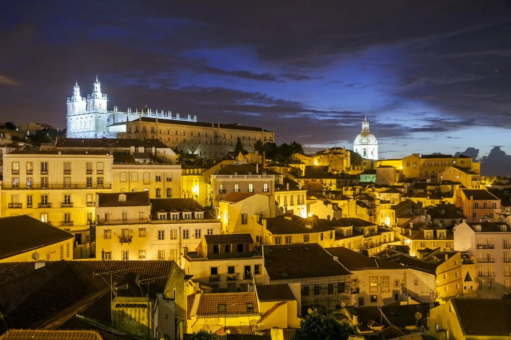 Sunrise at Portas do Sol