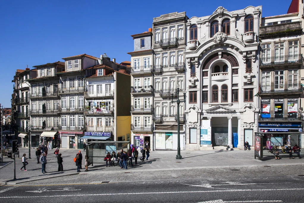 Largo dos Loios