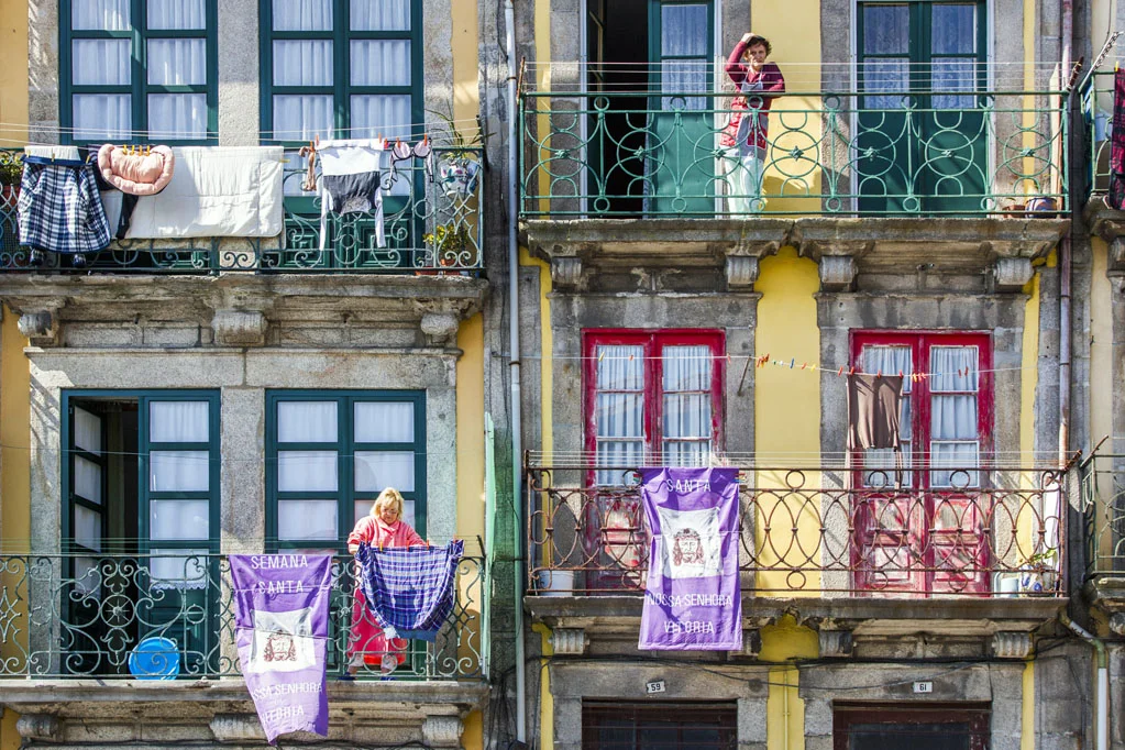 Rua das Taipas
