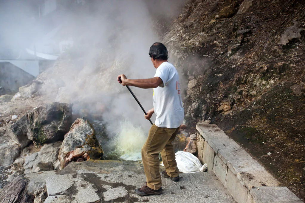 Furnas