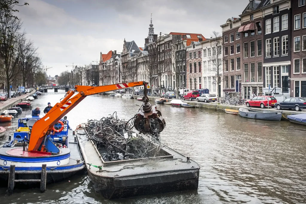 Cleaning Boat
