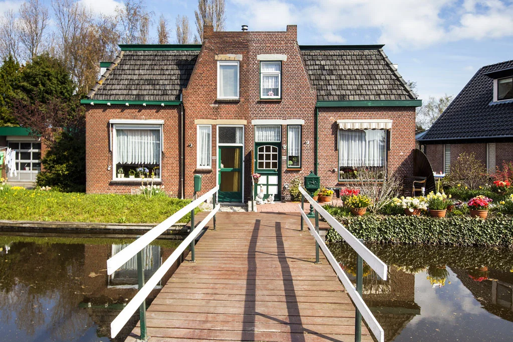 House in South Holland