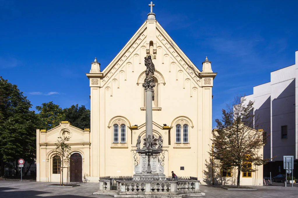 AndreVicenteGoncalves-Capuchin_Church-Hviezdoslav_Square-Bratislava-Slovakia-Europe-20100729-0008.jpg
