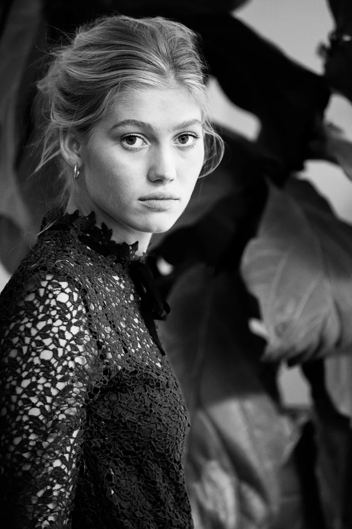 009-Greta Hampson_Test_James Lanchester.jpg