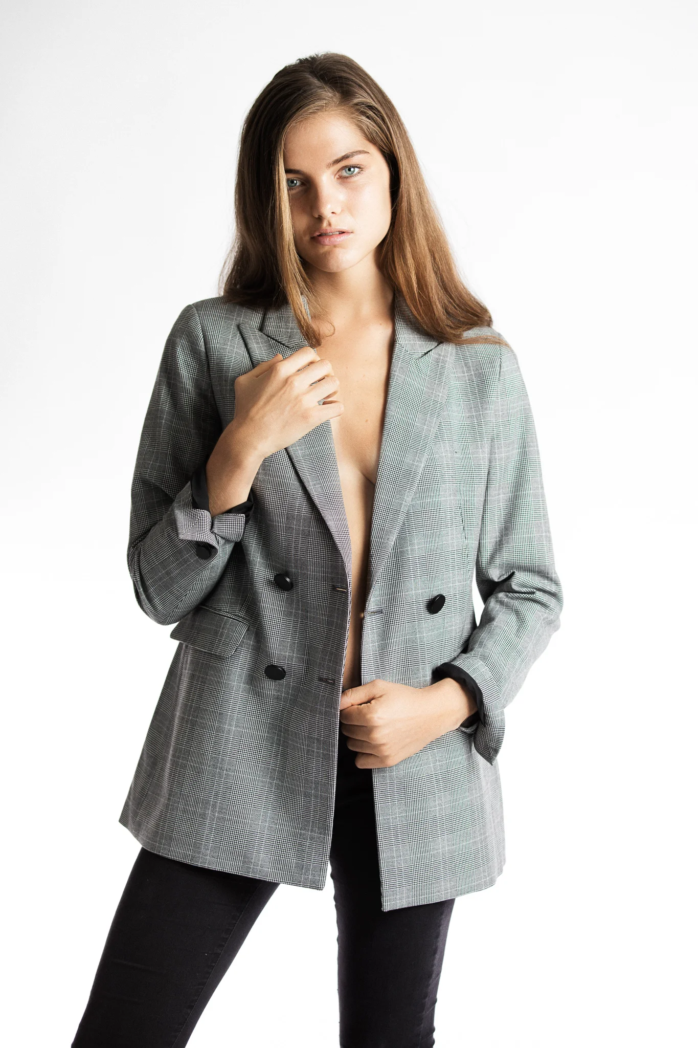 013-Lieske_Grijsen-Test-James_Lanchester T2.jpg