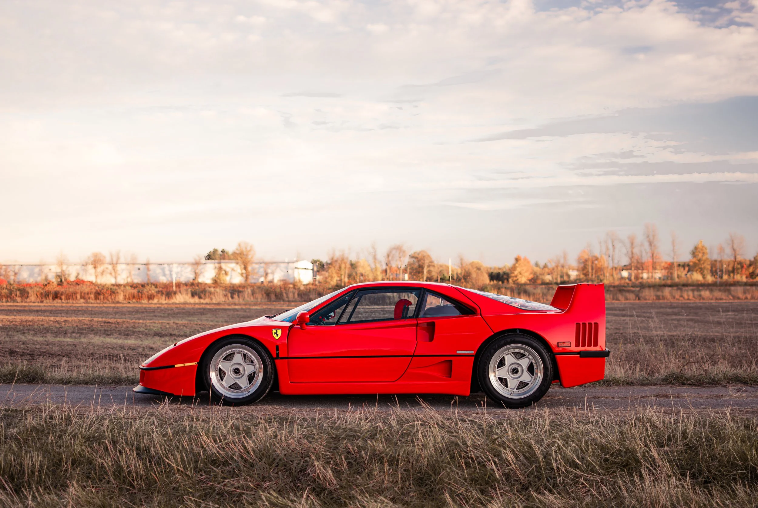 FERRARI F40