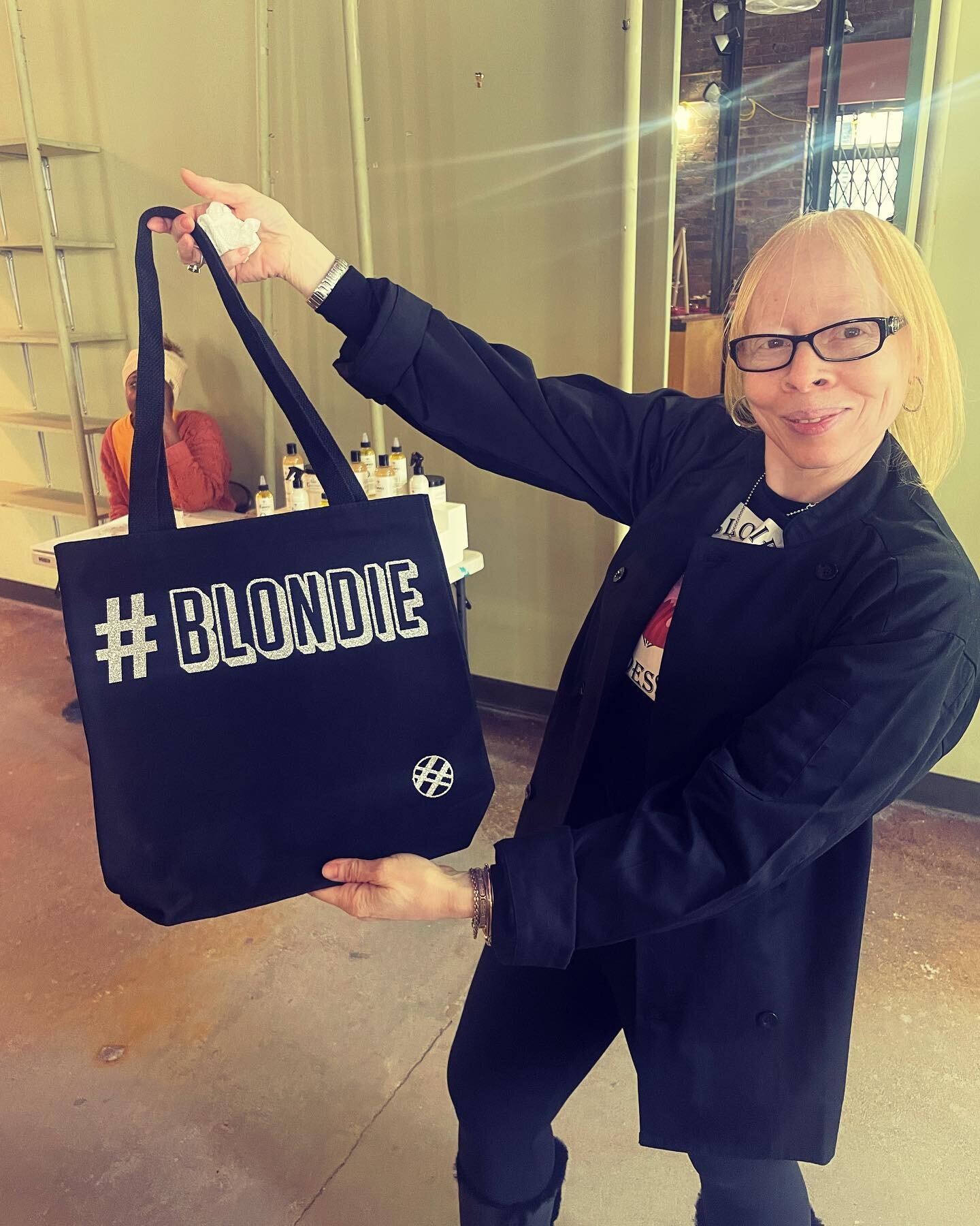 How great to be back doing in-person events! Can anything make you smile like a tote made just for you? #blondie