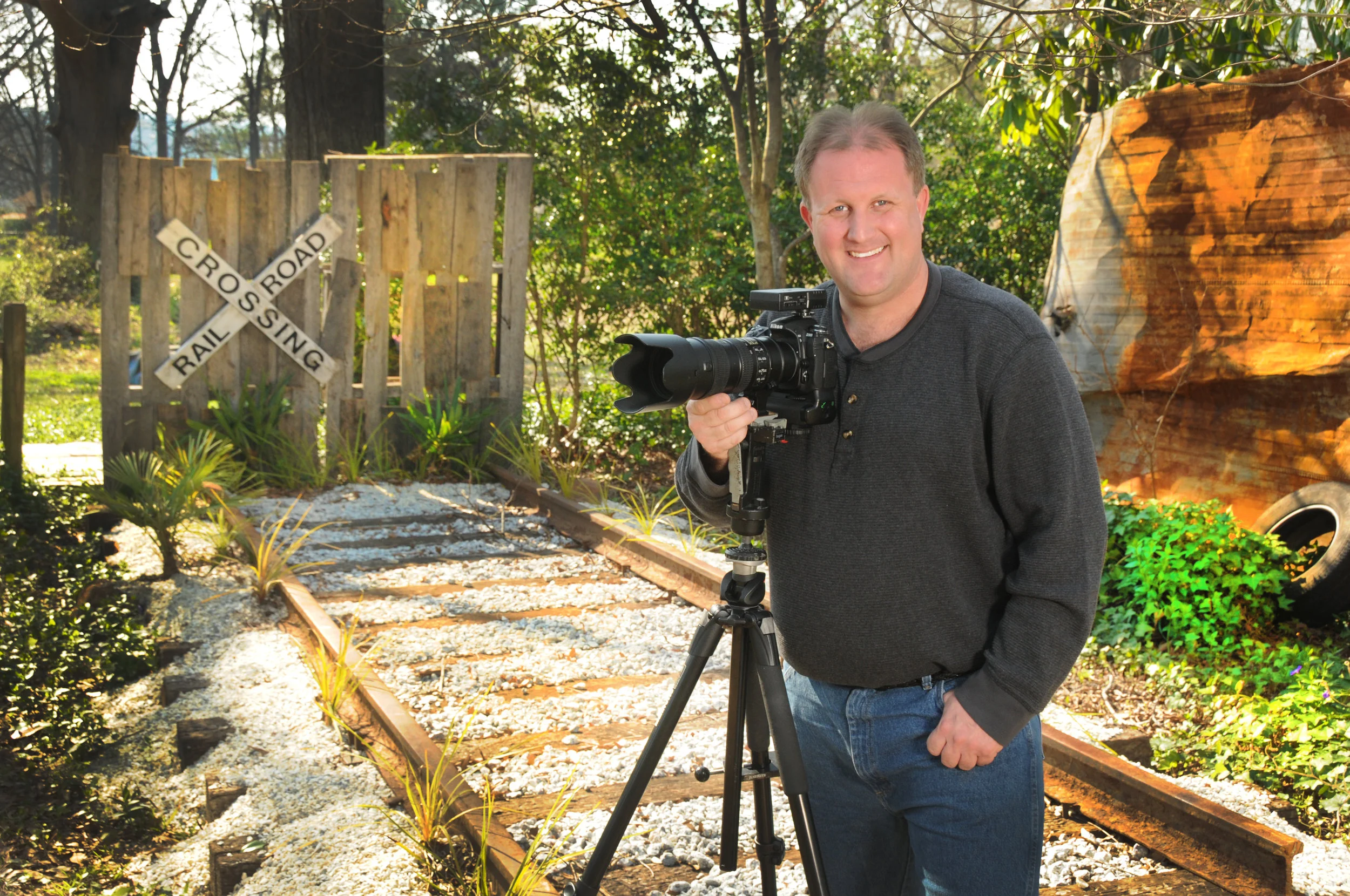 DaveandRailroad 016 copy 2.JPG