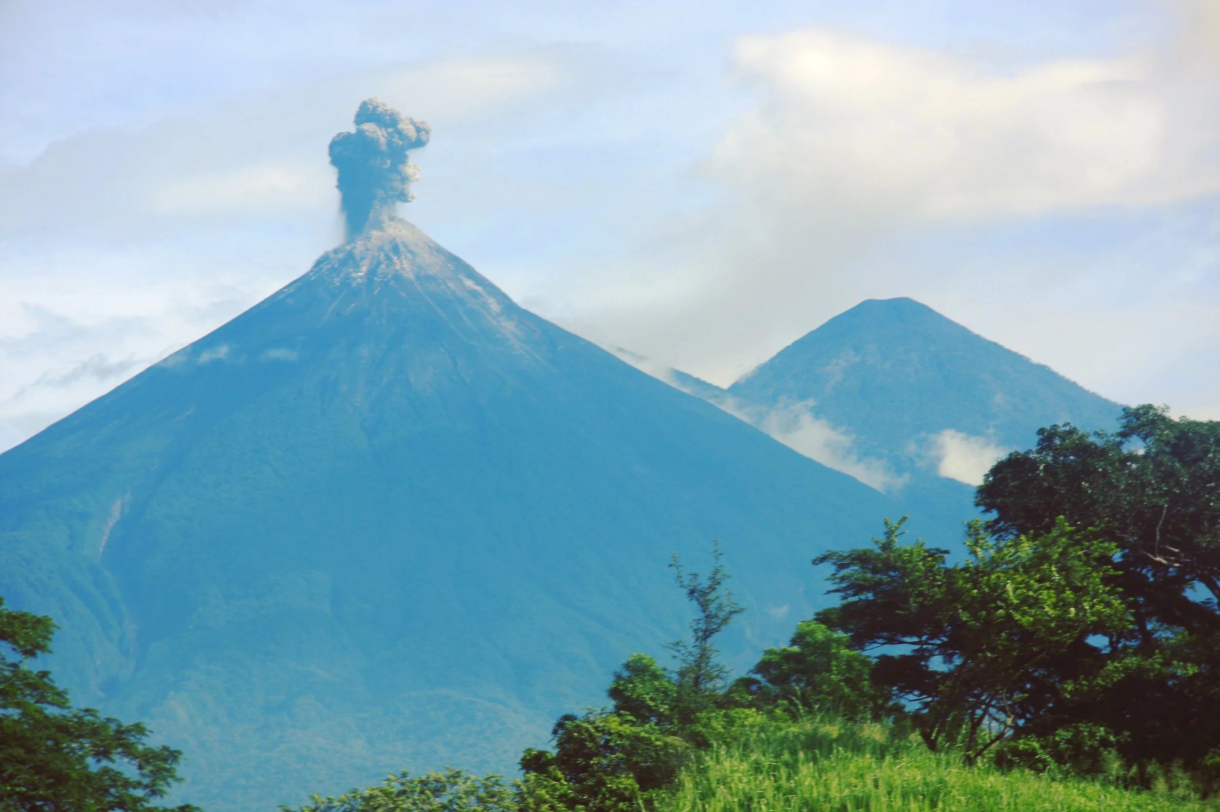  Volcano Views Abound! 