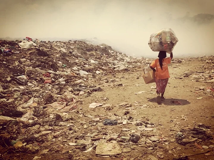  The community survives off of what arrives at the municipal dump. 