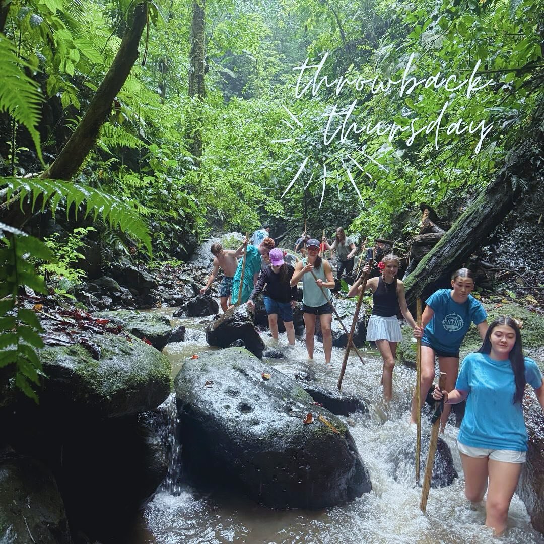 🌴 #ThrowbackThursday to our unforgettable week in Costa Rica with @aspen_academy! From zip lining through the cloud forest to soaking in hot springs, this trip was pura vida from start to finish. 🇨🇷💦☀️

✨ We&rsquo;re offering this experience for 