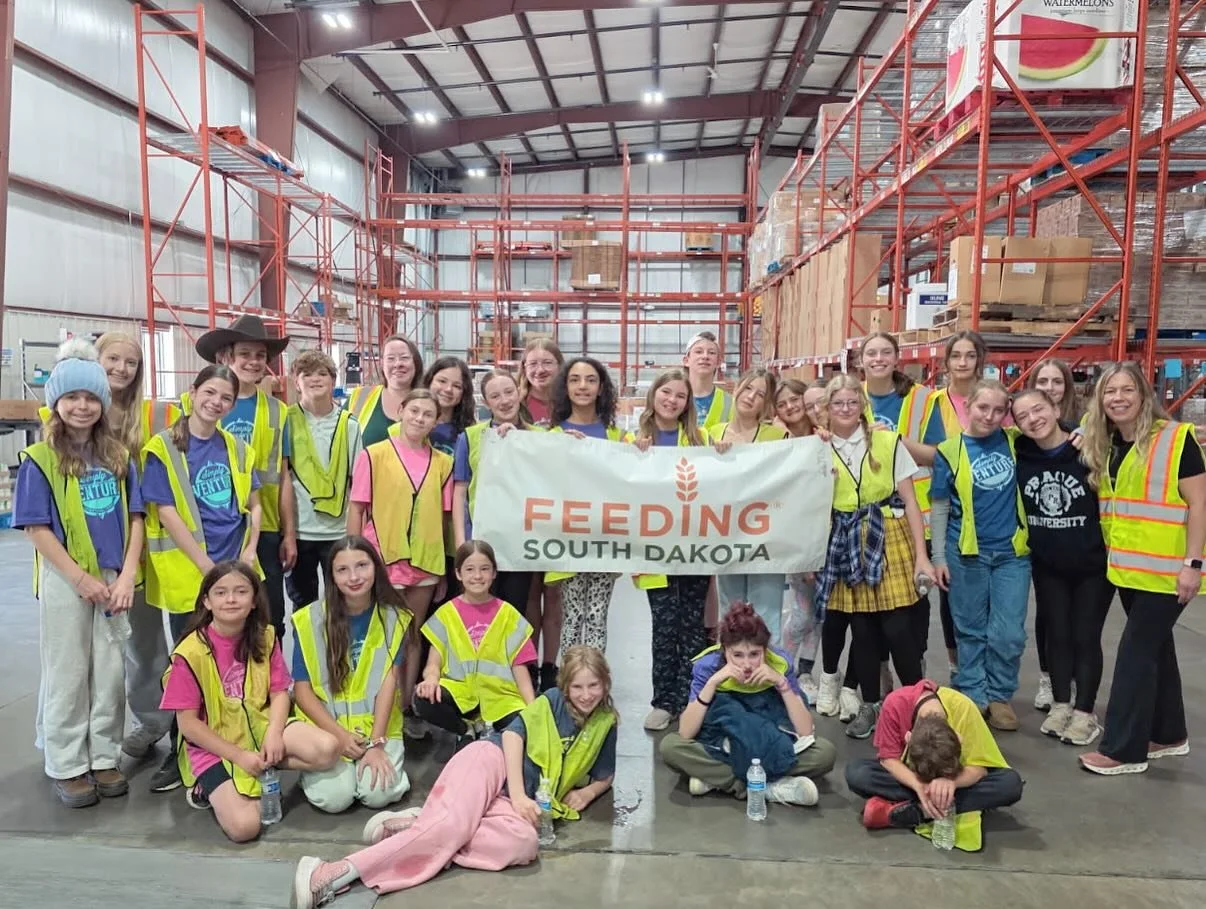 Understanding food insecurity &mdash; and being part of the solution. @montessorischofdenver students engaged in service learning through partnering with @feedingsd to positively impact the community during our Ex Ed week in the Black Hills. 🤲💛