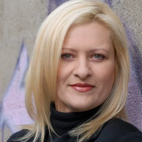alisonstieventaylor.jpg