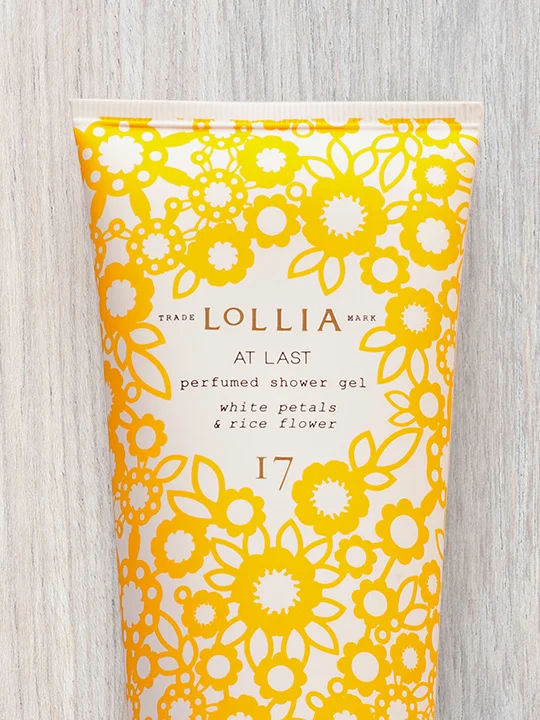 lollia-at-last-shower-gel-zoom.jpg
