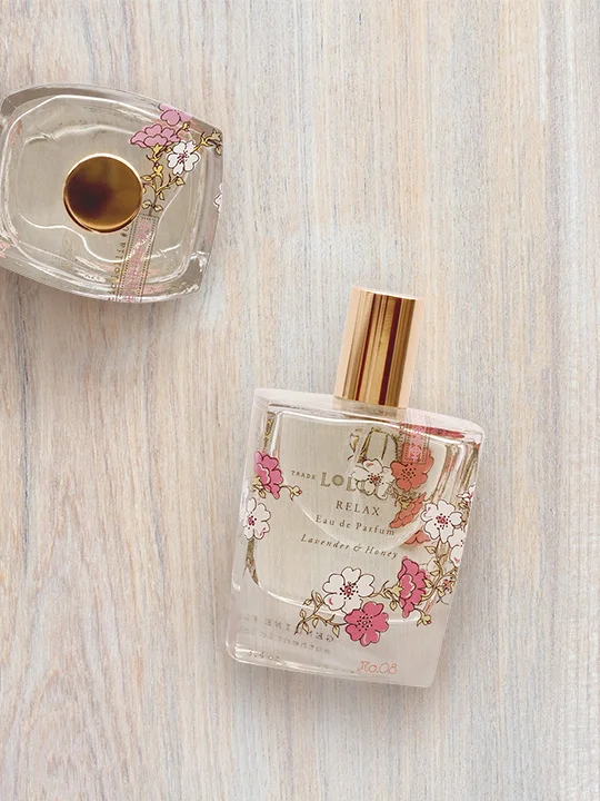 lollia-relax-perfume-angle.jpg