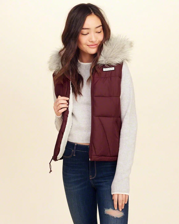 hollister_outerwear.jpeg