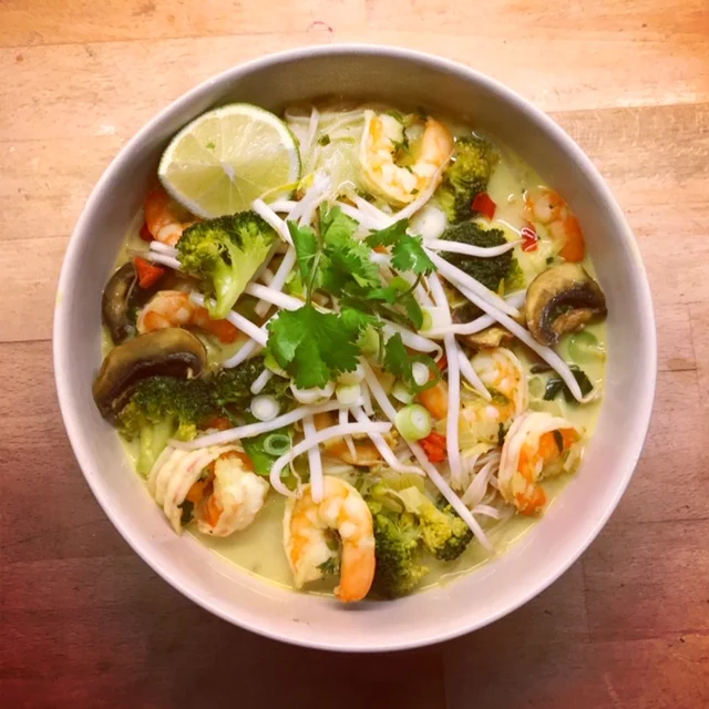 Prawn &amp; vegetable laksa