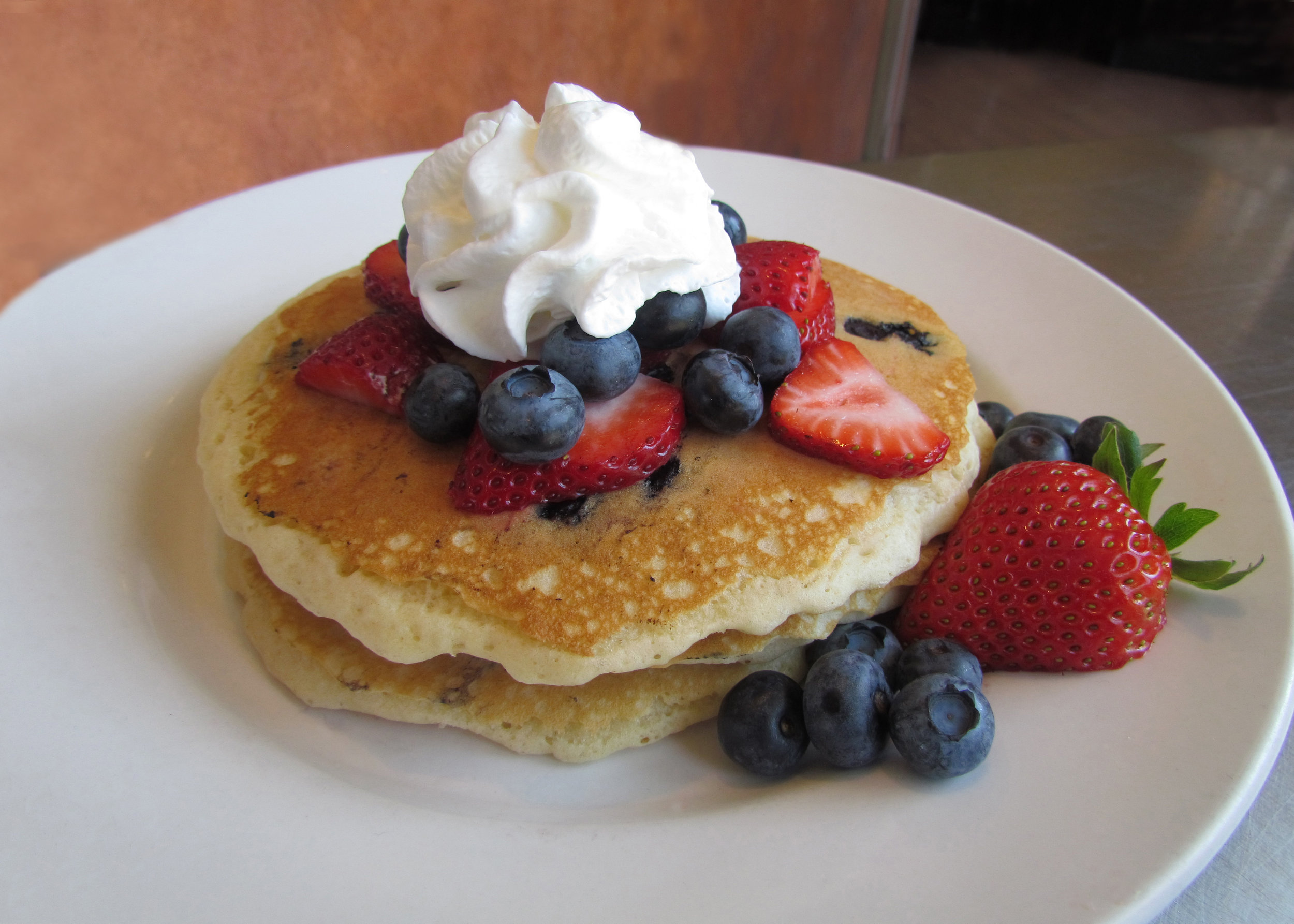   FRESH BERRY PANCAKES    CALL (203) 924-4084  