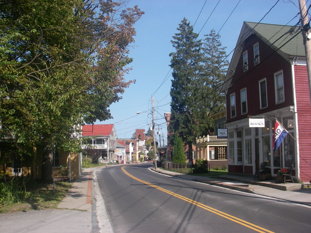 The quaint town of Rosendale is within easy walking distance.