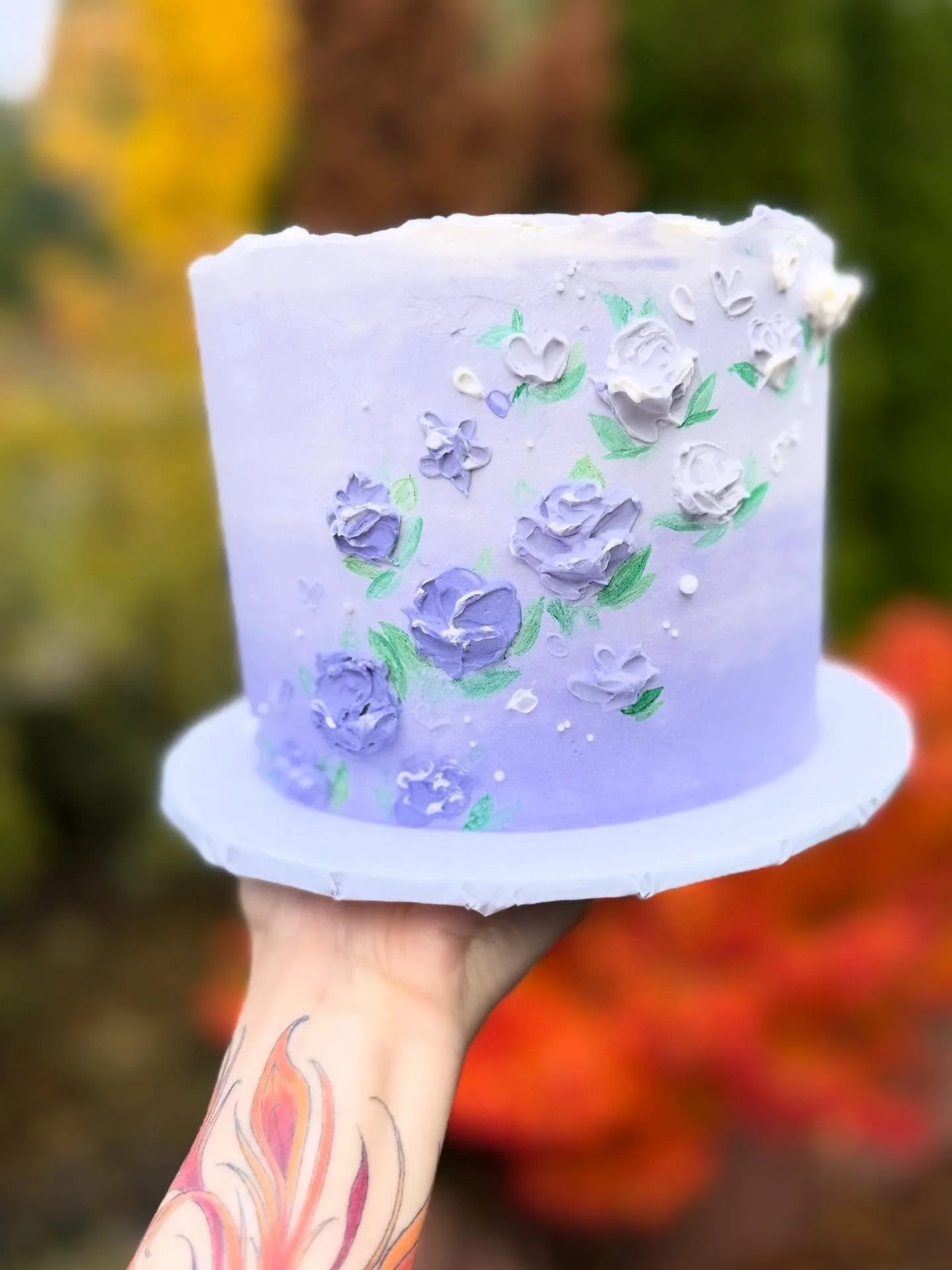 What&rsquo;s better than a painted ombr&eacute; than two ombres at once!!! ?!?
.
.
.
A break from the usual chocolate with chocolate inside and out &hellip; this cake was chocolate cake, chocolate ganache with chocolate buttercream and Italian mering