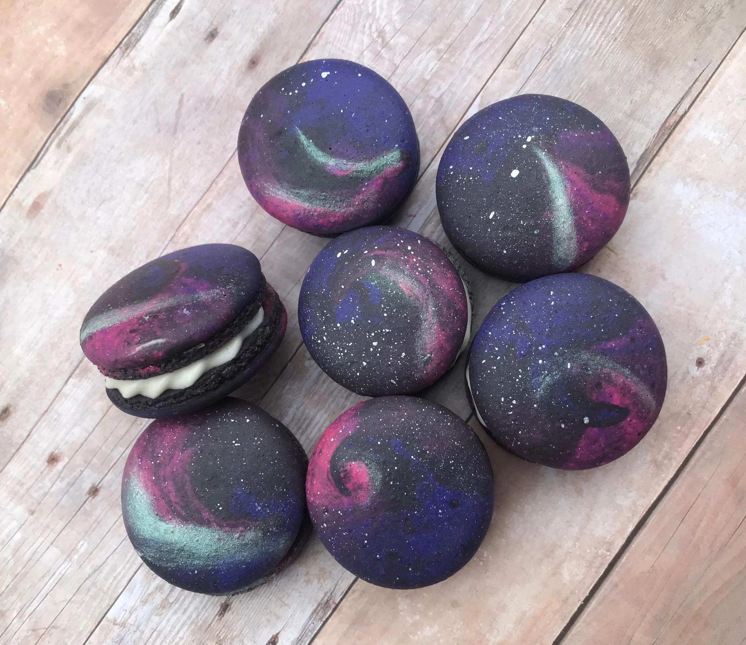Welcome summer! Time for camping and late-night looking for shooting stars! That&rsquo;s what I was thinking of when I made these galaxy macarons!! 
.
.
That and likely @projecthailmary - I loved the book and movie SO much! Thoughts?
.
.
Happy summer