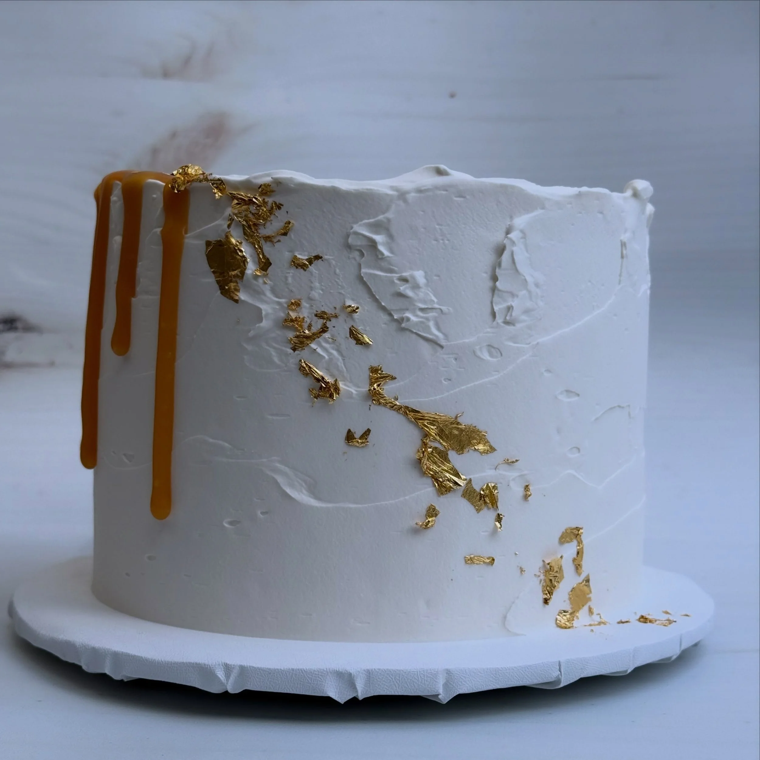 She&rsquo;s moody, textured, drippy and DELICIOUS!! 
.
This is one of my favorite flavor profiles&hellip; chocolate cake with salted caramel &amp; ganache in the middle.  You can change it and make it marble cake&hellip; you can change it to Mama&rsq