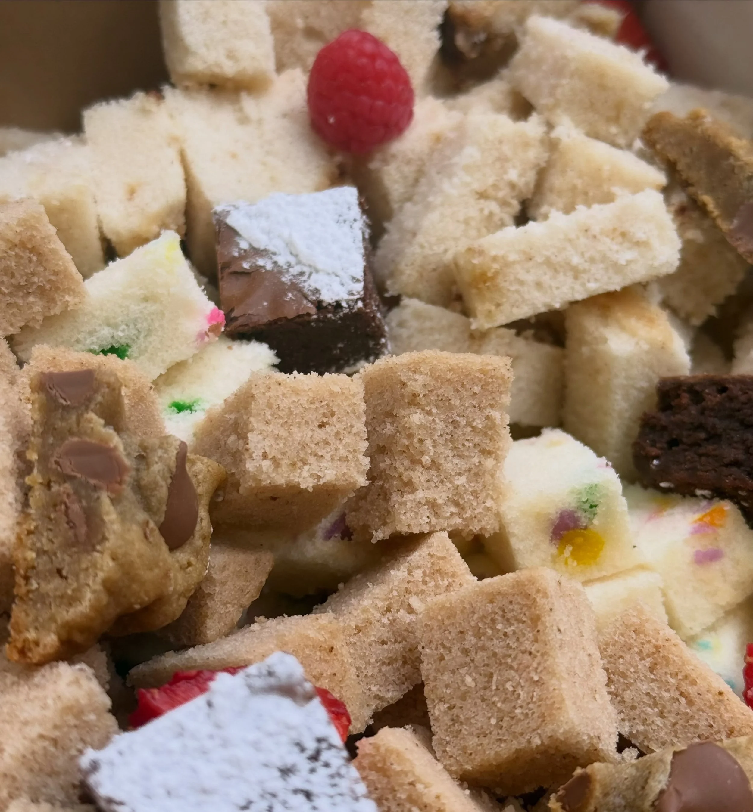 Tasting boxes.  Or Treat Boxes. 
.
.
I&rsquo;ve missed doing these and I see some open weekends this fall where I&rsquo;m thinking it&rsquo;ll just be Mama&rsquo;s Treat Box day!! Feels right?!!! am I right!? This week I had brownies &amp; cookies on