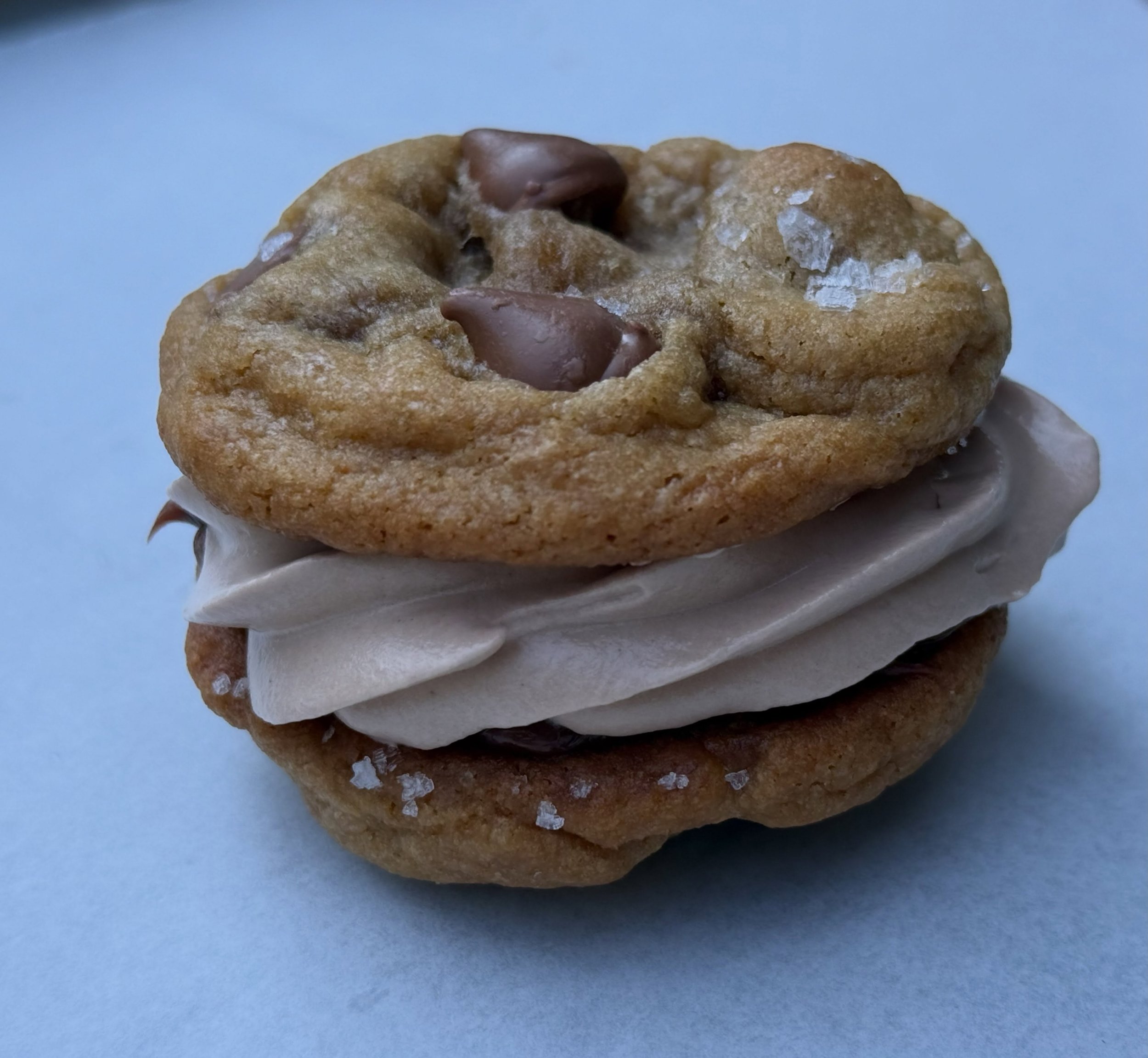 Cookie Buttercream sandwich&hellip;. I had cookies and I had chocolate buttercream so I had an idea. 
.
I put ganache plus chocolate buttercream in between the two cookies.  Too much? 
.
What&rsquo;s your favorite cookie sandwich? Inquiring minds wan