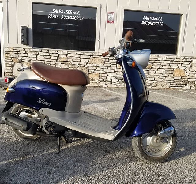 Very cute #jdm Yamha Vino fresh off the boat! If anyone is trying to own an authentic street legal JDM vehicle for under $1500 then this is it!

#forsale #yamaha #smtx #texas #texasjdm #vino #scooter