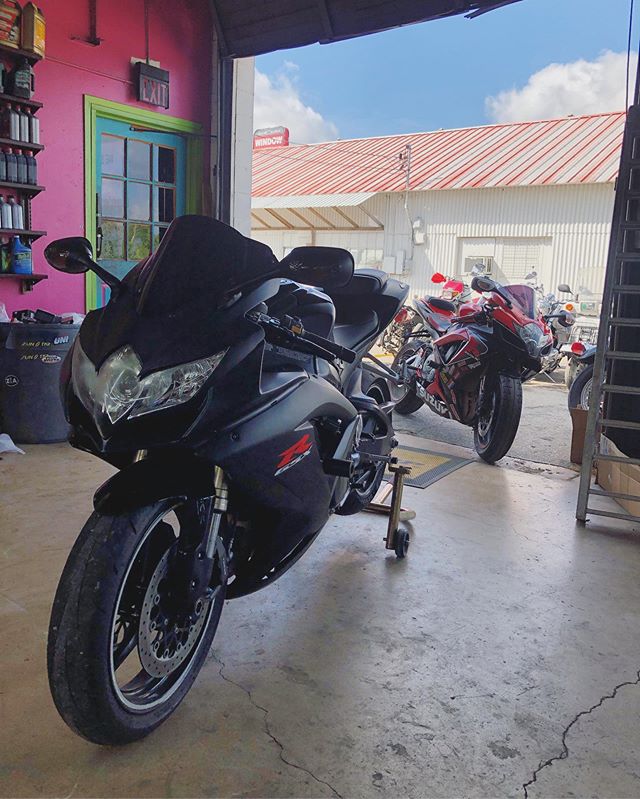 A couple of gsxr’s getting some work done this morning