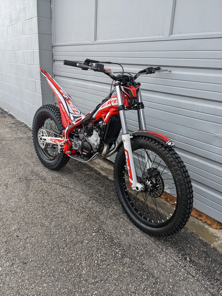 trials motorcycle with seat