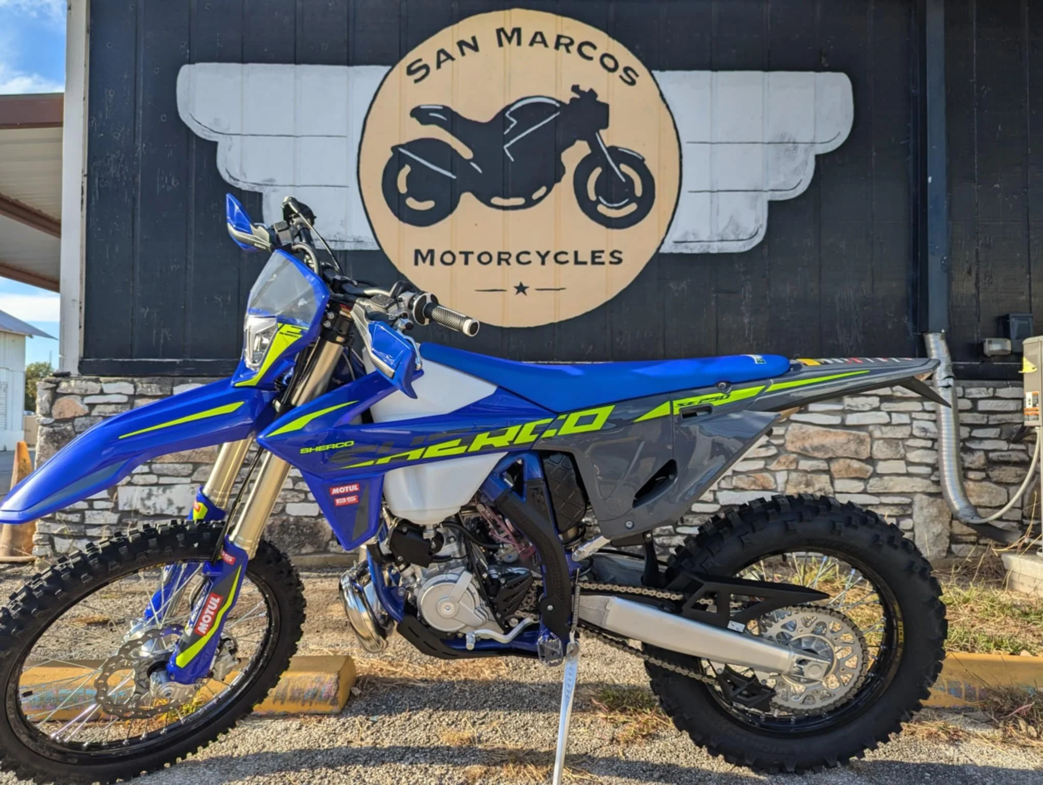 0d0d1b2e-8c75-40c2-8c25-08ec5a3ffc68.jfif