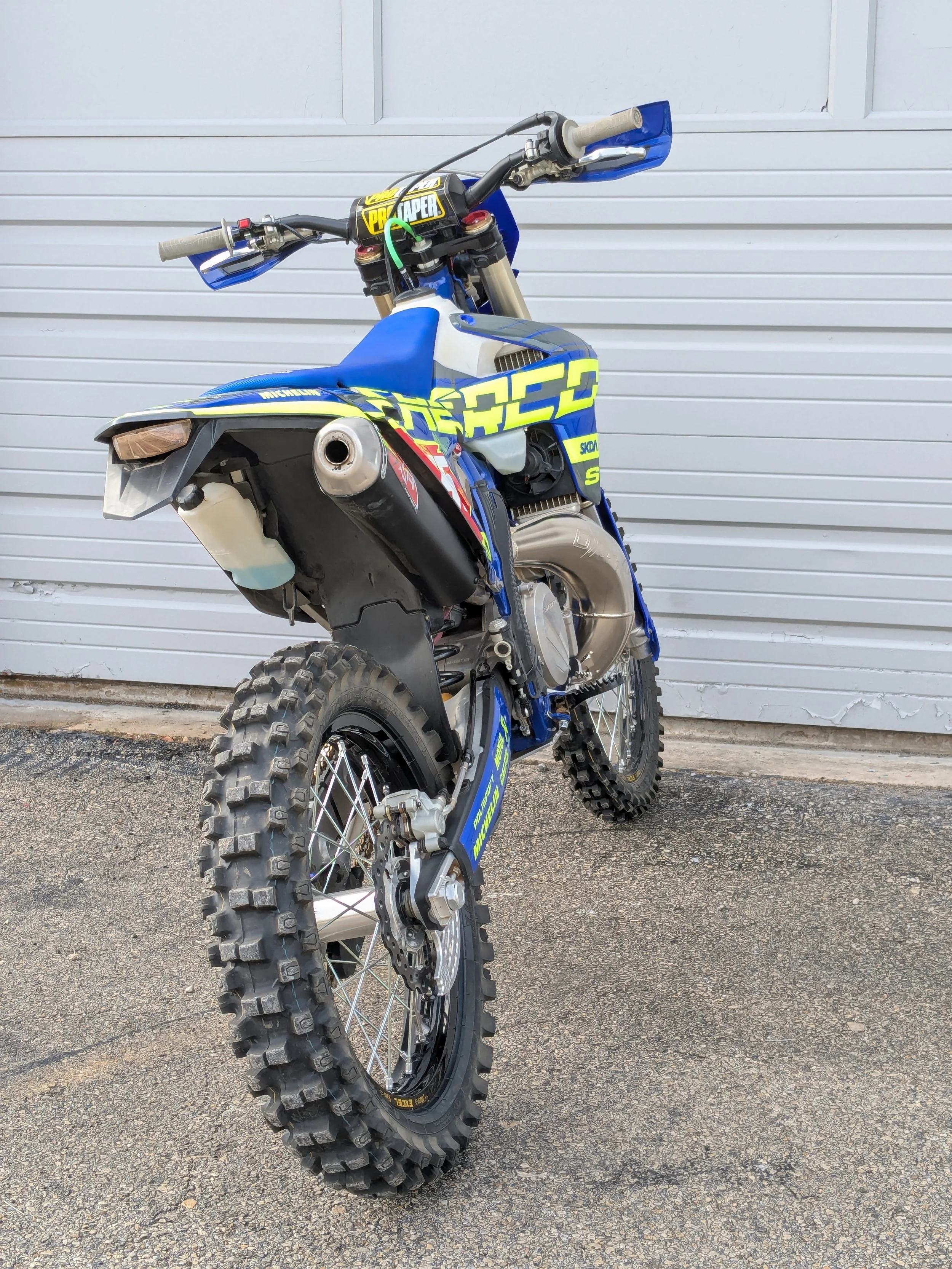 PXL_20251212_172221387.jpg