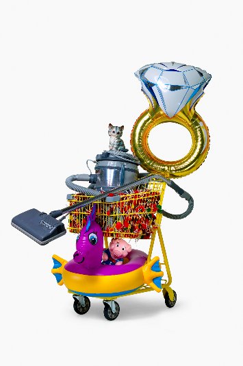SHOPPING WITH JEFF KOONS